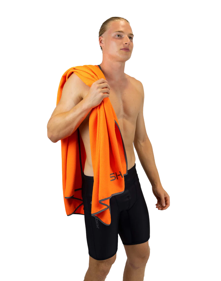 SAND FREE LARGE BEACH TOWEL