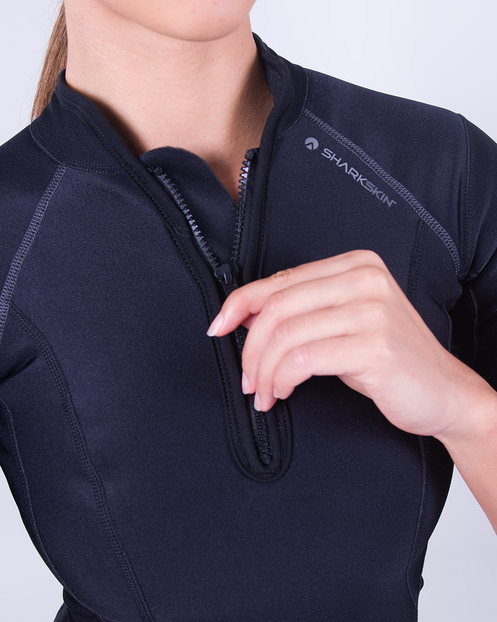 CHILLPROOF SHORT SLEEVE CHEST ZIP - WOMENS NEW